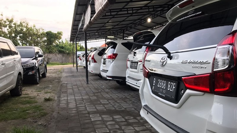 Rental Mobil Pernikahan di Kota Denpasar